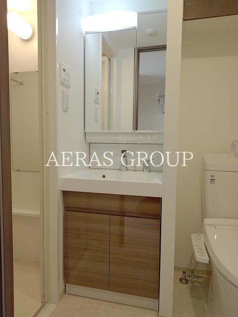 洗面設備　同仕様