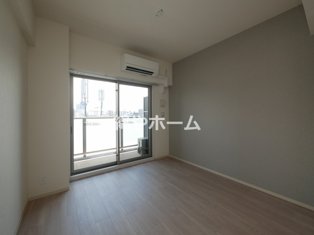 居室・リビング　ゆったり過ごせる居間です