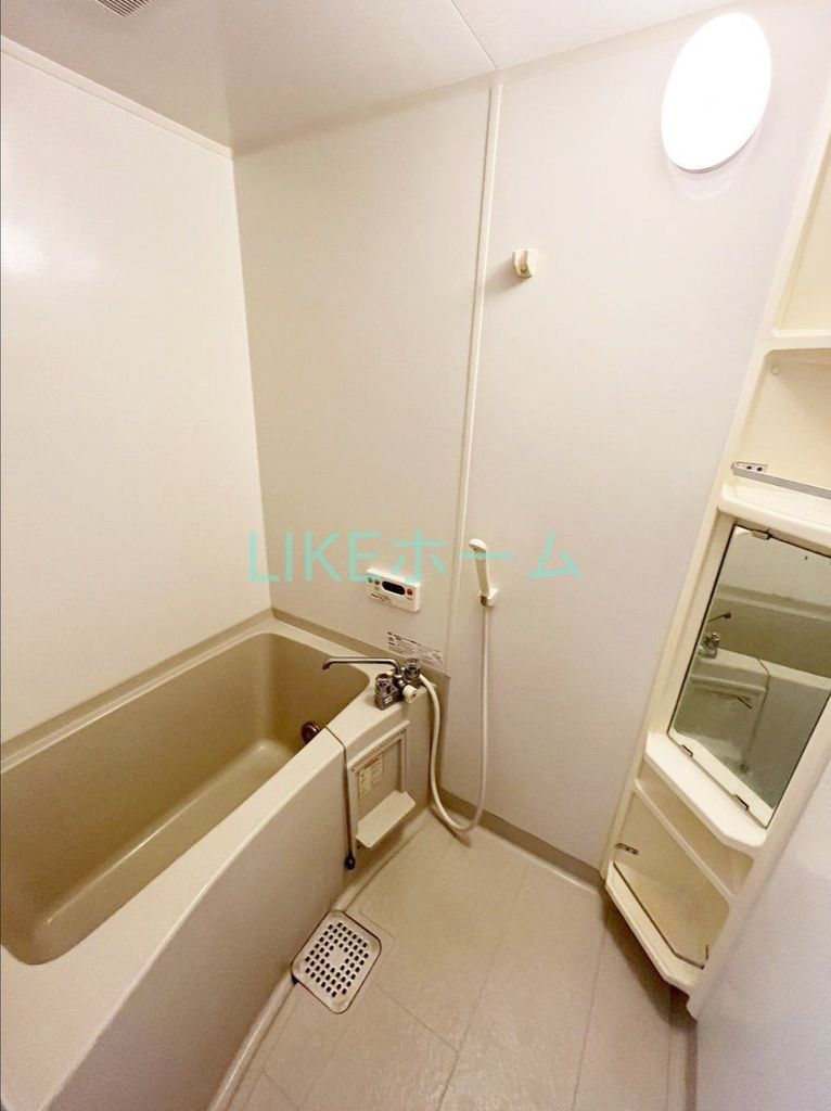 バス・シャワールーム　バス