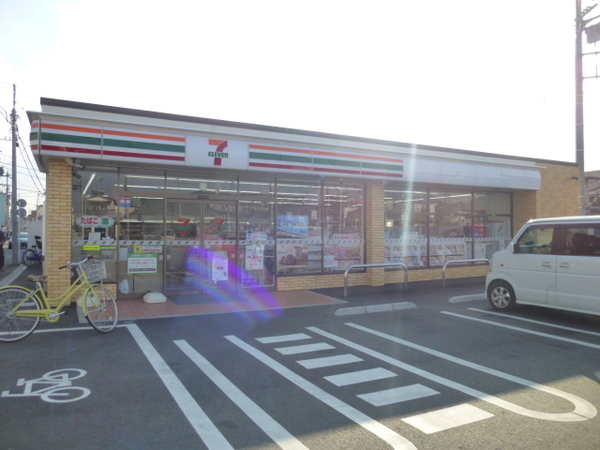 コンビニ　セブンイレブン小田原蓮正寺店（コンビニ）まで120m