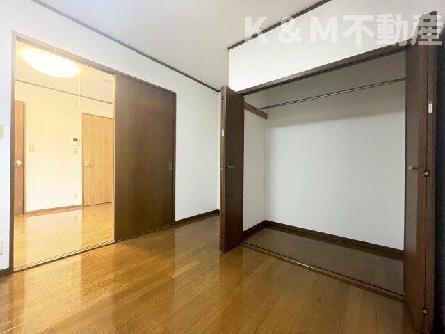 その他部屋・スペース　使い勝手のいい寝室です