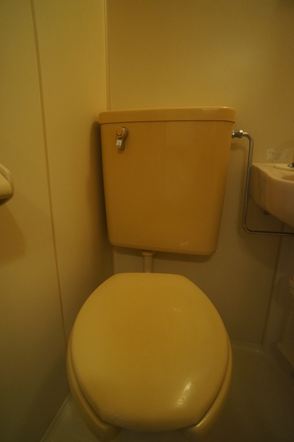 トイレ　清潔感ある洋式トイレです☆丸洗い可能でお掃除も楽々！！