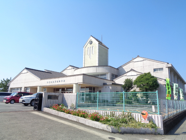 小学校　松阪市立天白小学校（小学校）まで1020m