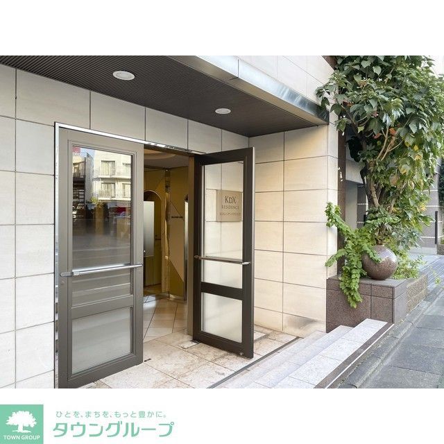 エントランス　部屋探しは株式会社　タウンハウジング　までお気軽にお問合せ…