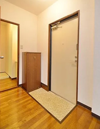 玄関　別部屋参照