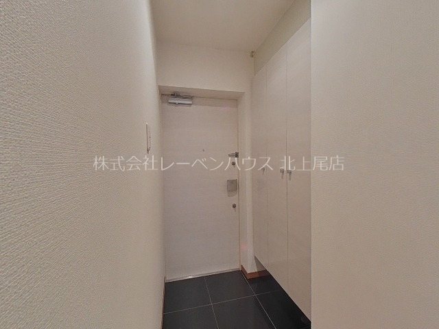 玄関　下駄箱収納もあります