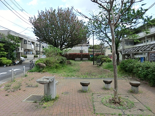 公園　江古一御嶽公園（公園）まで450m