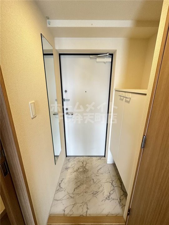 玄関　きれいな玄関です