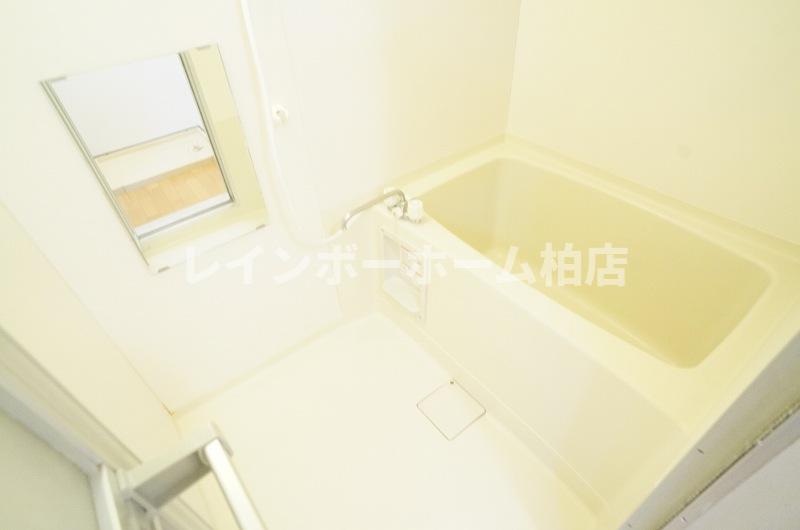 バス・シャワールーム　お風呂です