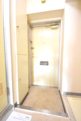 玄関　収納もある玄関です