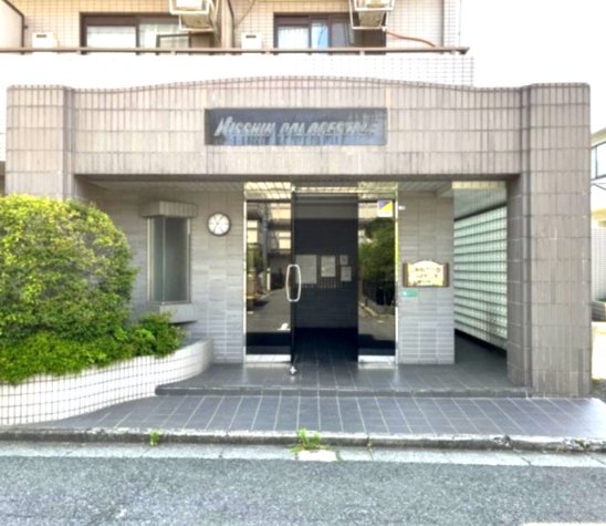 エントランス　毎日通るエントランスはこのようになっています