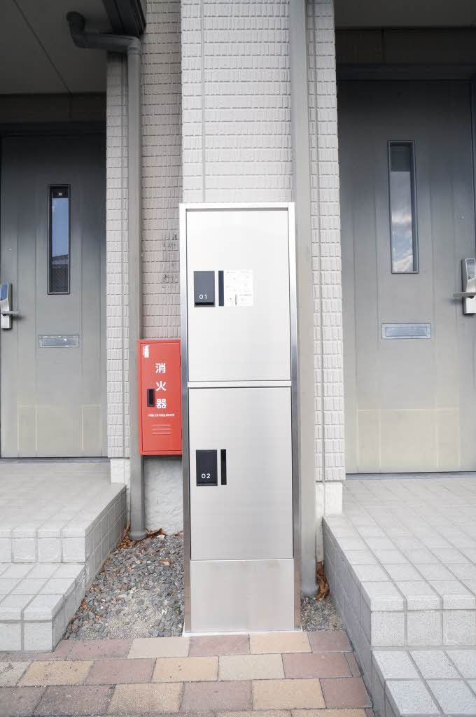 建物外観　宅配ＢＯＸ