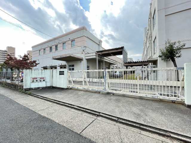 中学校　南光中学校（中学校）まで1553m