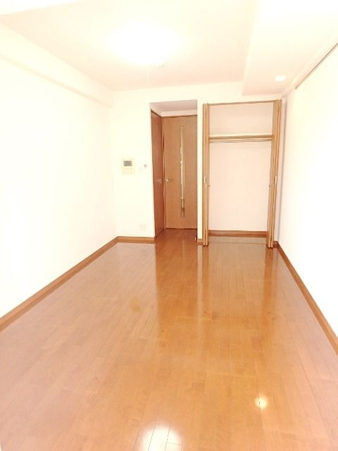 その他部屋・スペース　★明るい洋室★