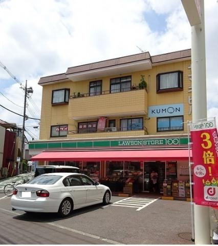 コンビニ　ローソンストア１００（コンビニ）まで496m