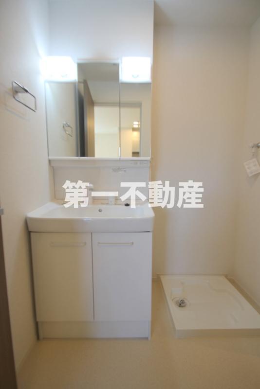 洗面設備　洗髪洗面化粧台