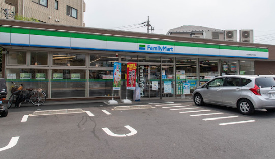 コンビニ　ファミリーマート 大田南馬込六丁目店（コンビニ）まで838m