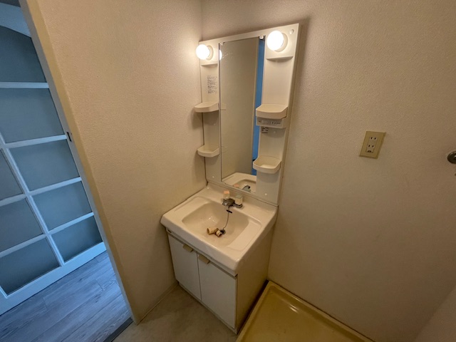洗面設備　※同施工会社のイメージ写真※