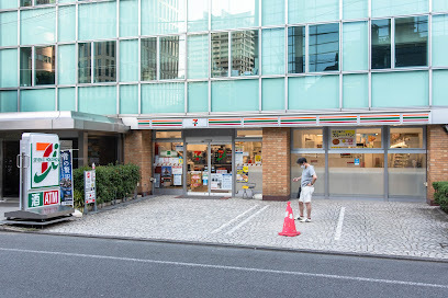 コンビニ　セブン－イレブン三田駅北店（コンビニ）まで299m