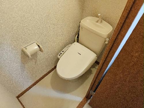 トイレ　備品や設備仕様は号室等により異なります現地をご確認下さい。