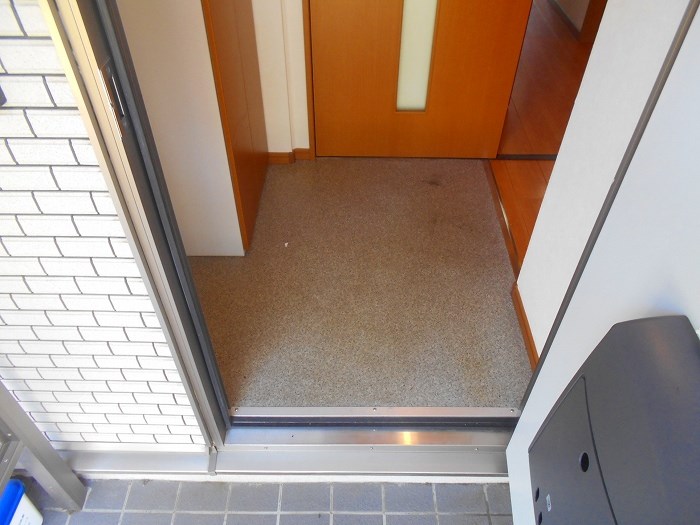 玄関　同タイプ別部屋参考写真です