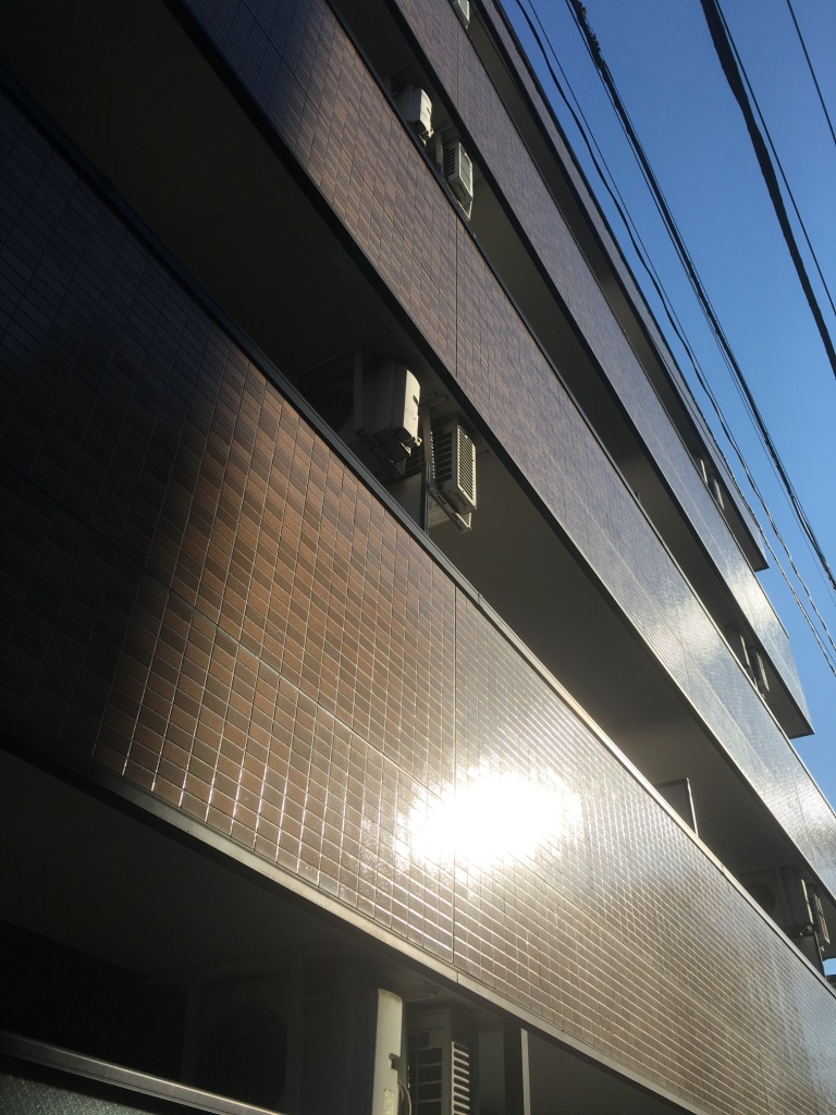 建物外観　閑静な住宅街・外観タイル張り☆