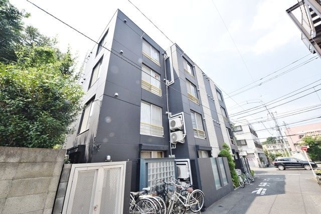 建物外観　RC造のデザイナーズマンション♪