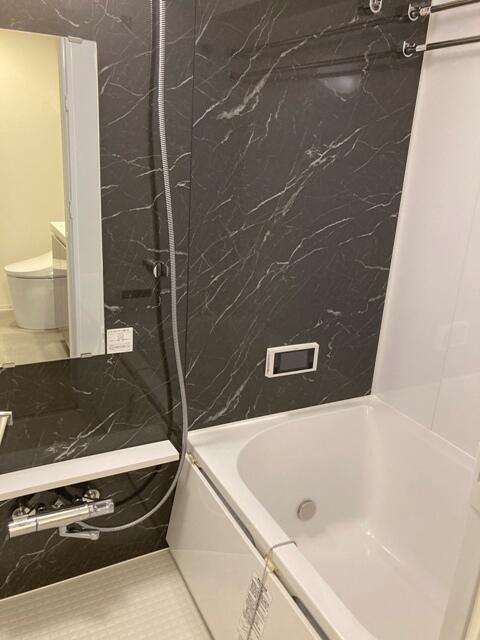 バス・シャワールーム　※写真は同タイプ住戸です。?