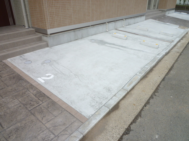 駐車場　駐車場空き要確認