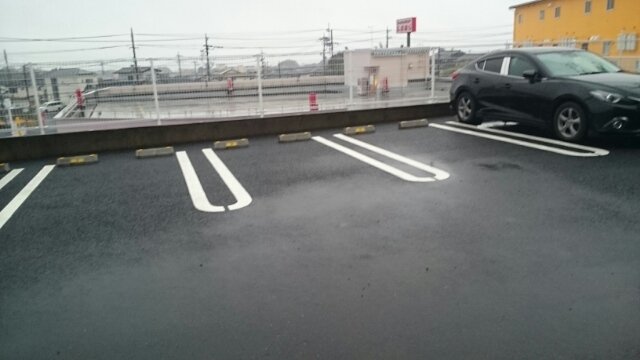 駐車場　駐車場完備です