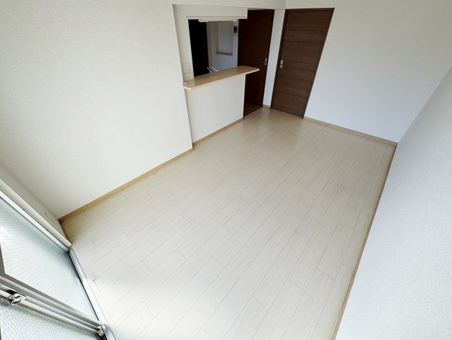 居室・リビング　※同じ間取りの別部屋のお写真です※