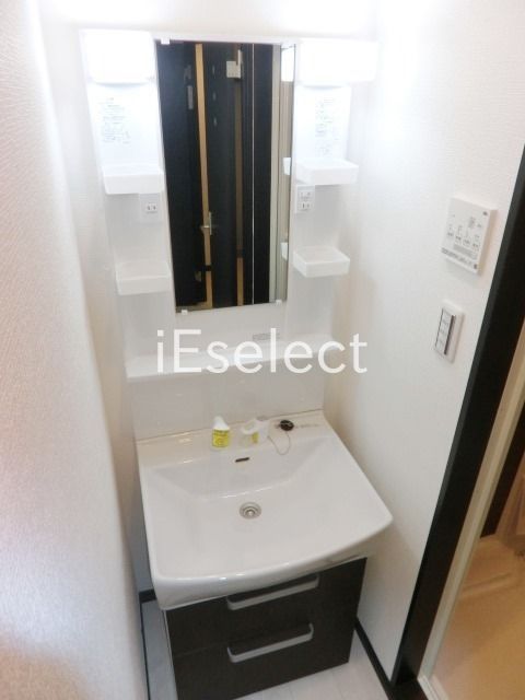 洗面設備　あると嬉しいですね。洗髪洗面化粧台