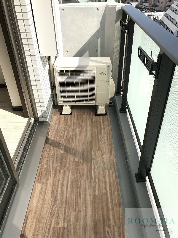 バルコニー　※同タイプの別のお部屋です。