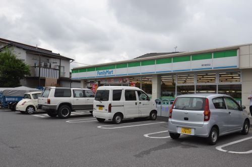 コンビニ　ファミリーマート南宇都宮店（コンビニ）まで888m