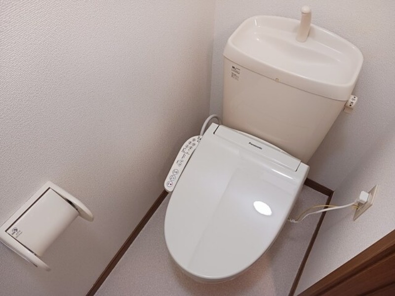 トイレ　図面と現状に相違がある場合には現状を優先