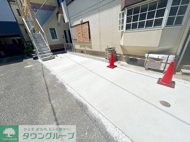 駐車場　駐車場