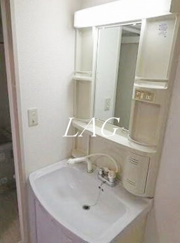 洗面設備　独立洗面台です。