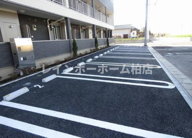 駐車場　駐車場です