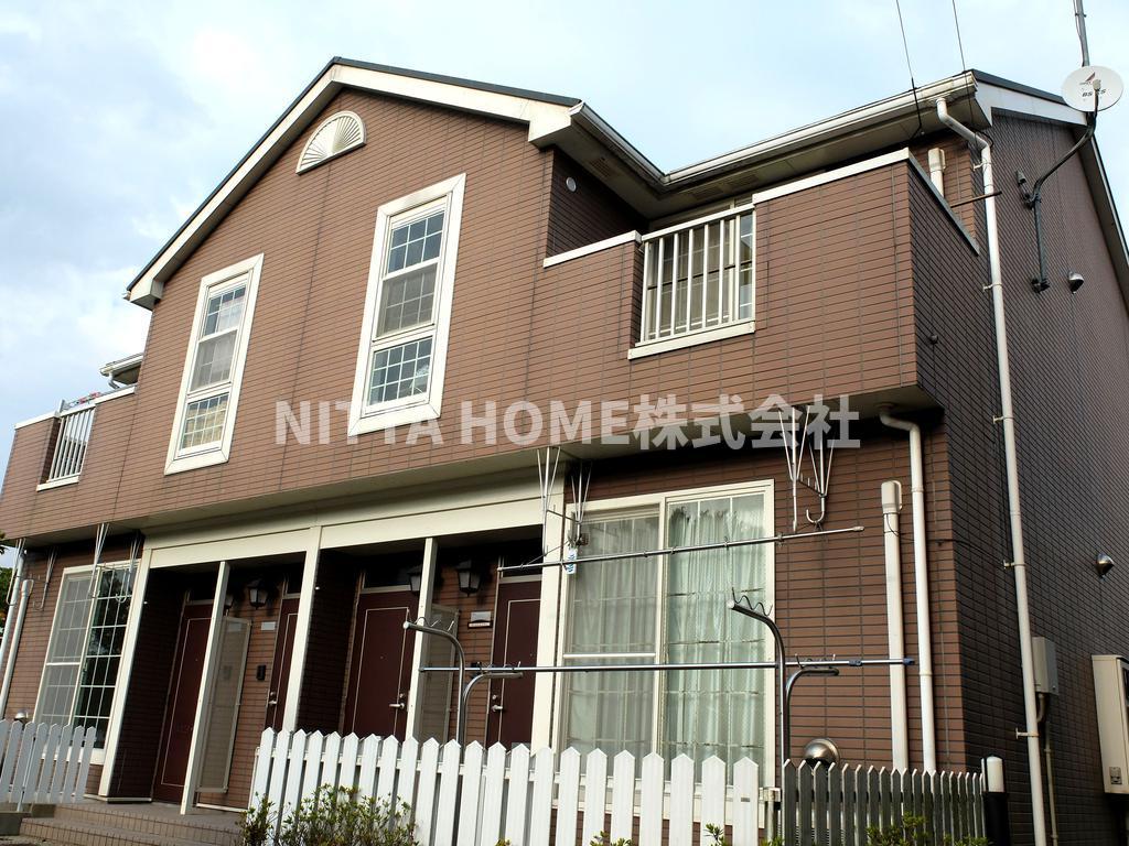 建物外観　南向きで日当たり良好◎エアコン設置しています！