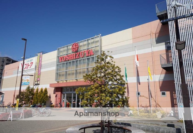 ショッピングセンター　ヨシヅヤ甚目寺店（ショッピングセンター）まで750m