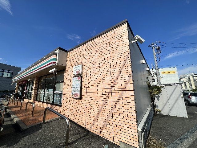 コンビニ　セブンイレブン 茨木豊原町店（コンビニ）まで432m