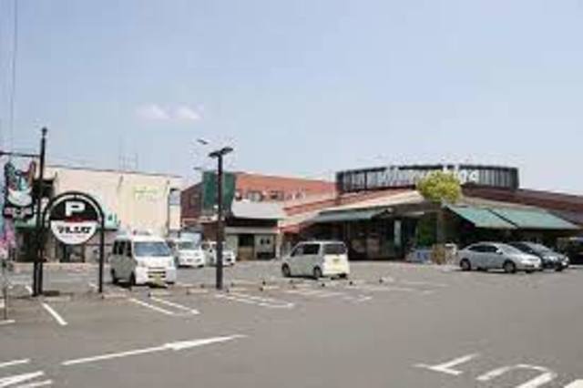 スーパー　サンディ大和小泉店（スーパー）まで433m