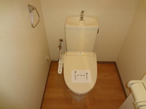 トイレ　シャワー付トイレ