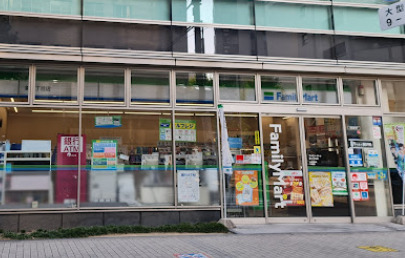 コンビニ　ファミリーマート 錦二丁目店（コンビニ）まで166m