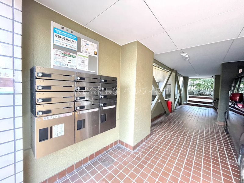 エントランス　便利な宅配BOX★