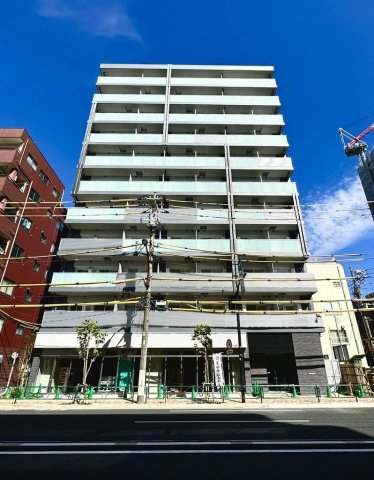 建物外観　毎日通るエントランスはこのようになっています