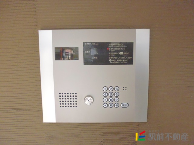 エントランス　オートロック