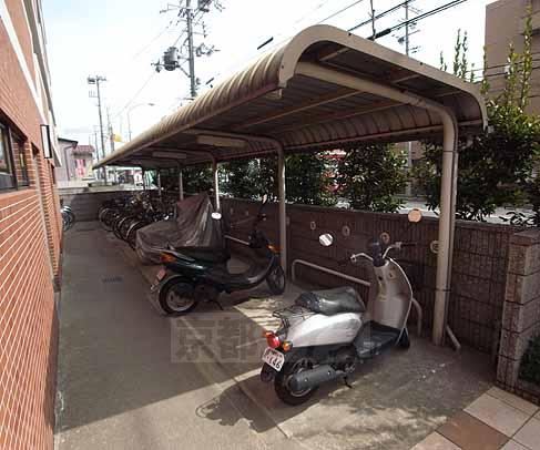 その他共有部分　屋根付き駐輪場です。