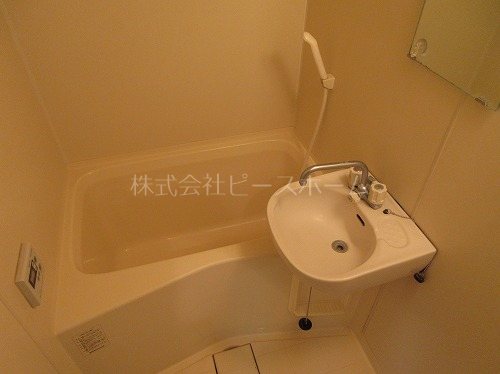 バス・シャワールーム　※別号室参考写真