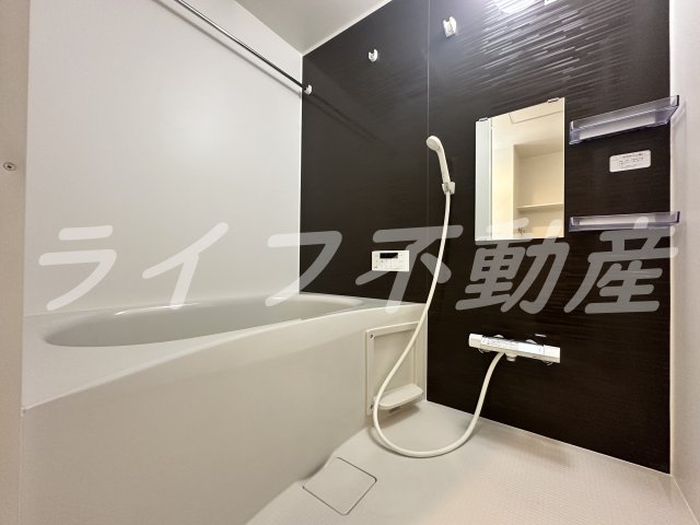 バス・シャワールーム　お風呂で日々の疲れを落としましょう